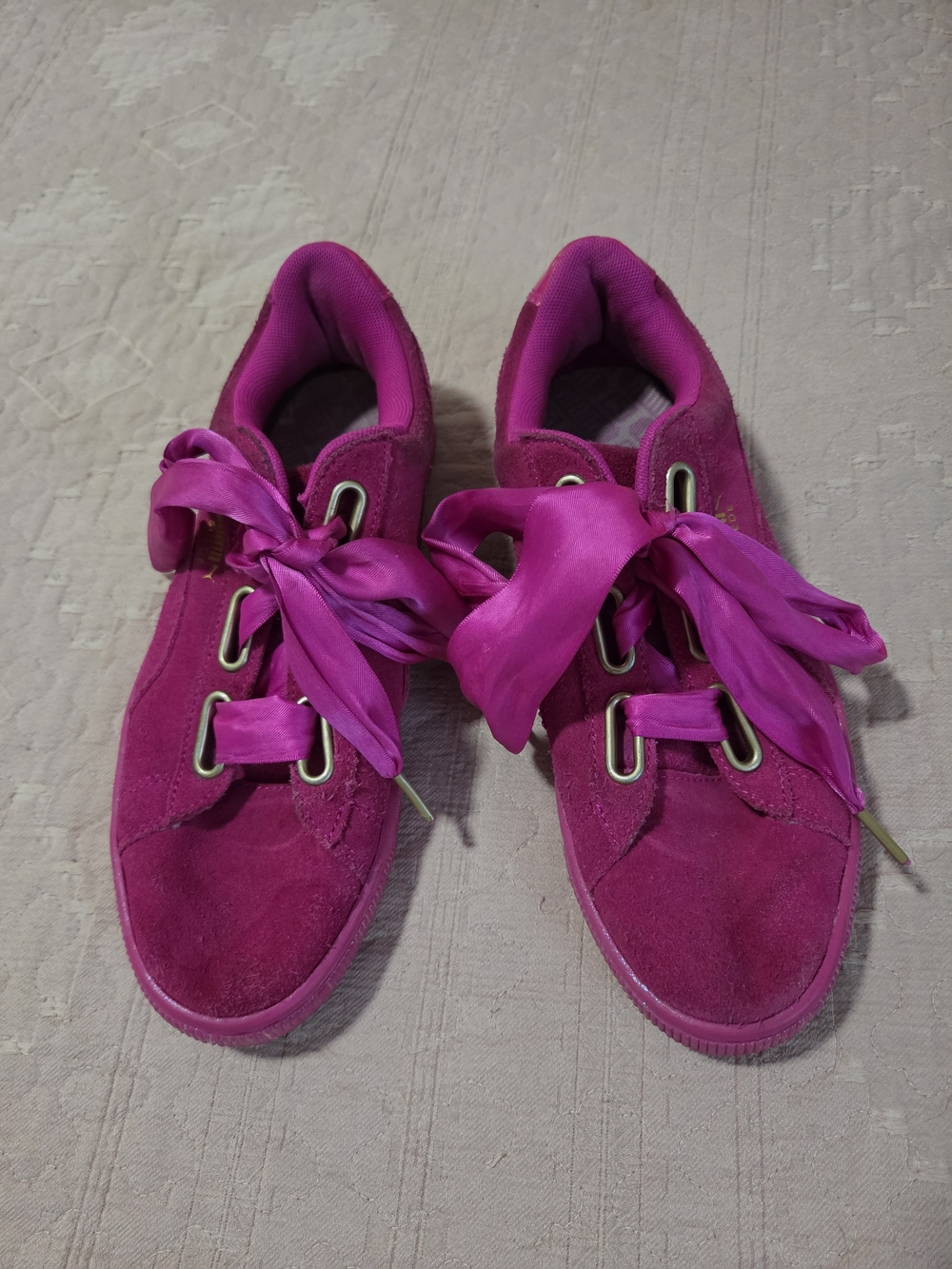 Puma Women's Fuchsia Suede Ribbon Lace Sneakers